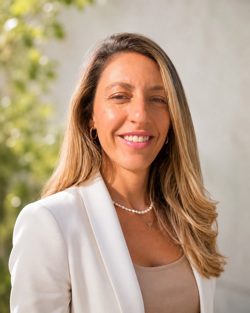 Karina Fakheri, MS, OTR/L — private in-home occupational therapist in Los Angeles